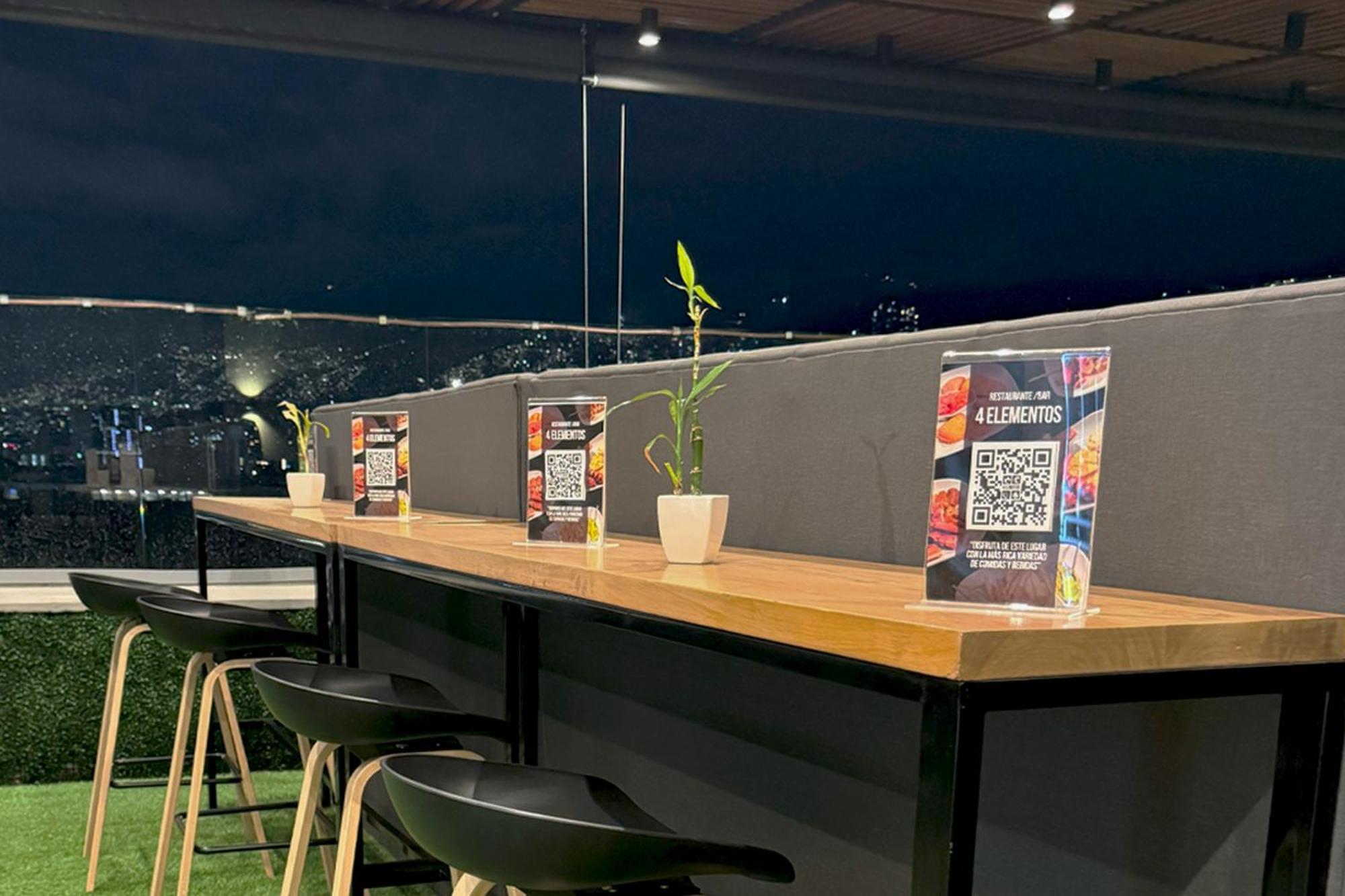 4 Sur Hotel Medellín Eksteriør bilde